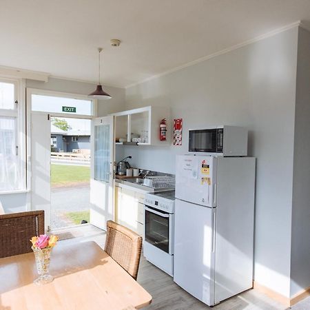 Koru Flat Apartment Pounawea Ngoại thất bức ảnh